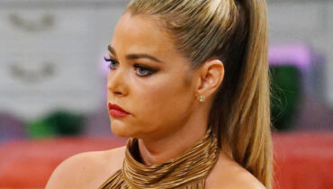 Denise Richards motivates everyone to get rid of gluten for this serious reason!