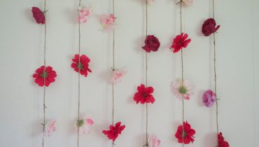 15 Amazing DIY Spring Garland Ideas You Will Adore