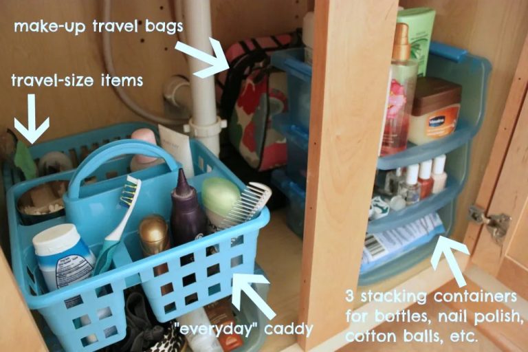 15 Fantastic Bathroom Organizing Crafts You Can Do Yourself Today
