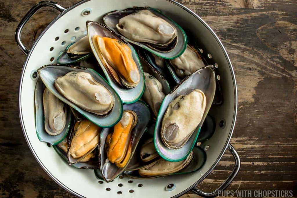 Easy Baked Cheesy Mussels Recipe Decoration