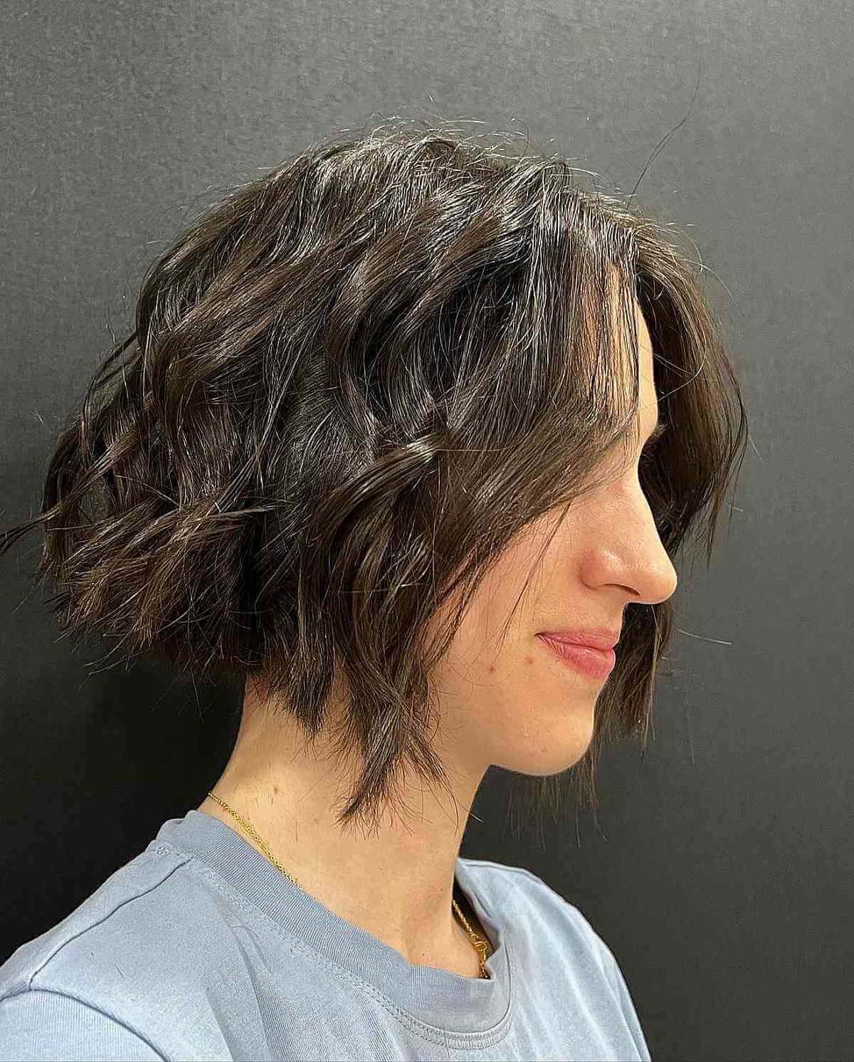 Jaw-Length Edgy Wavy Bob with Jagged Ends