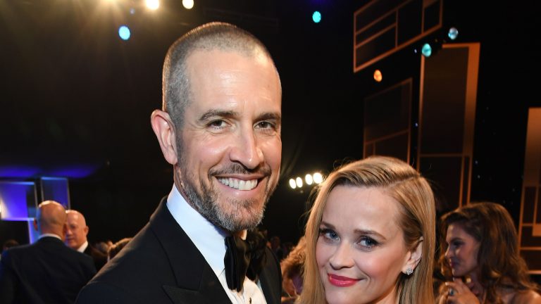 jim-toth-and-reese-witherspoon-attend-the-26th-annual-news-photo-1679689350