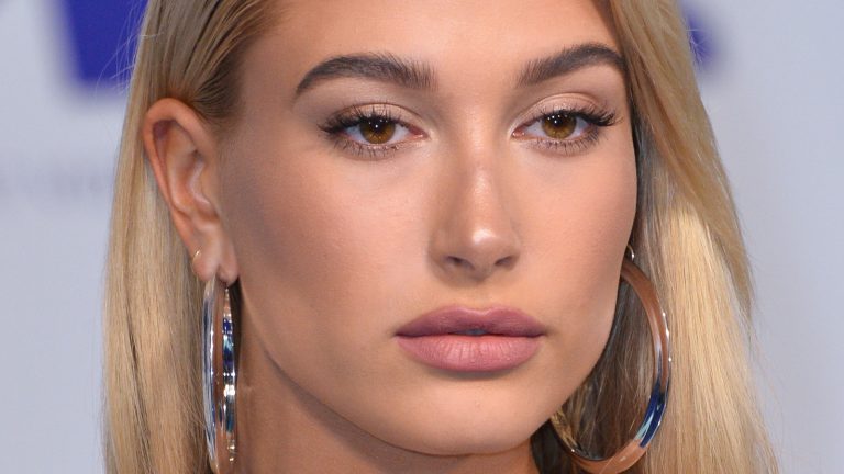 Los,Angeles,,Ca,-,August,27,,2017:,Hailey,Baldwin,At