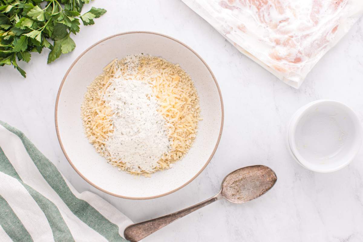 mix panko and seasonings in a bowl