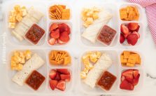 Today I have a new lunch box idea, this time with a Mexican theme.  Pack this easy burrito lunch box idea for work or school.  via @familyfresh