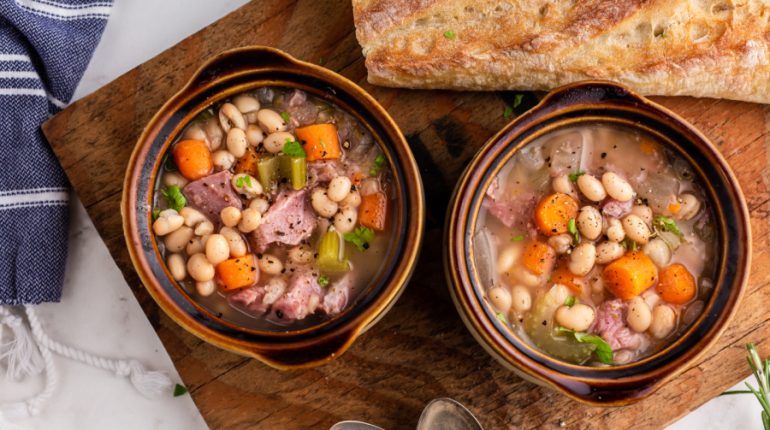 Bean Crockpot Navy Soup 