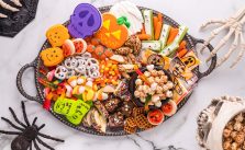 This fun Halloween snack board for kids is so fun and easy to create that kids could literally put it together for their friends.  via @familyfresh