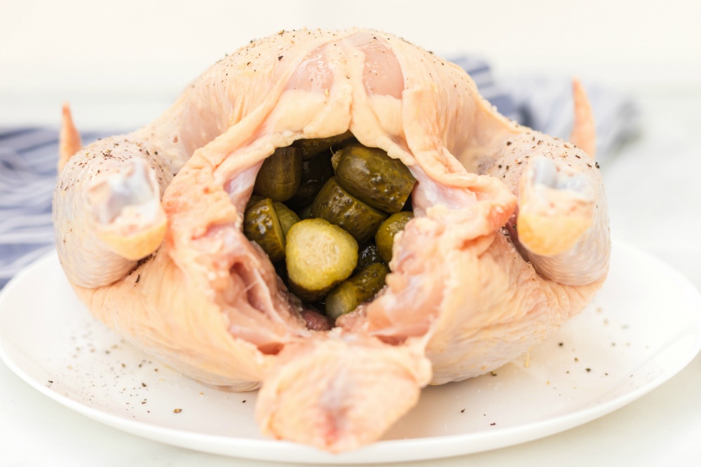 Instant Pot Dill Pickle Chicken Recipe - Whole Chicken Stuffed with Sliced ​​Pickles