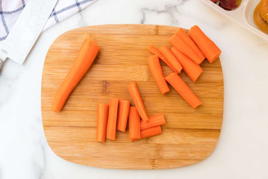 chopped carrots on a cutting board
