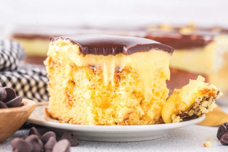 Boston-Cream-Poke-Cake-27a-1024×683