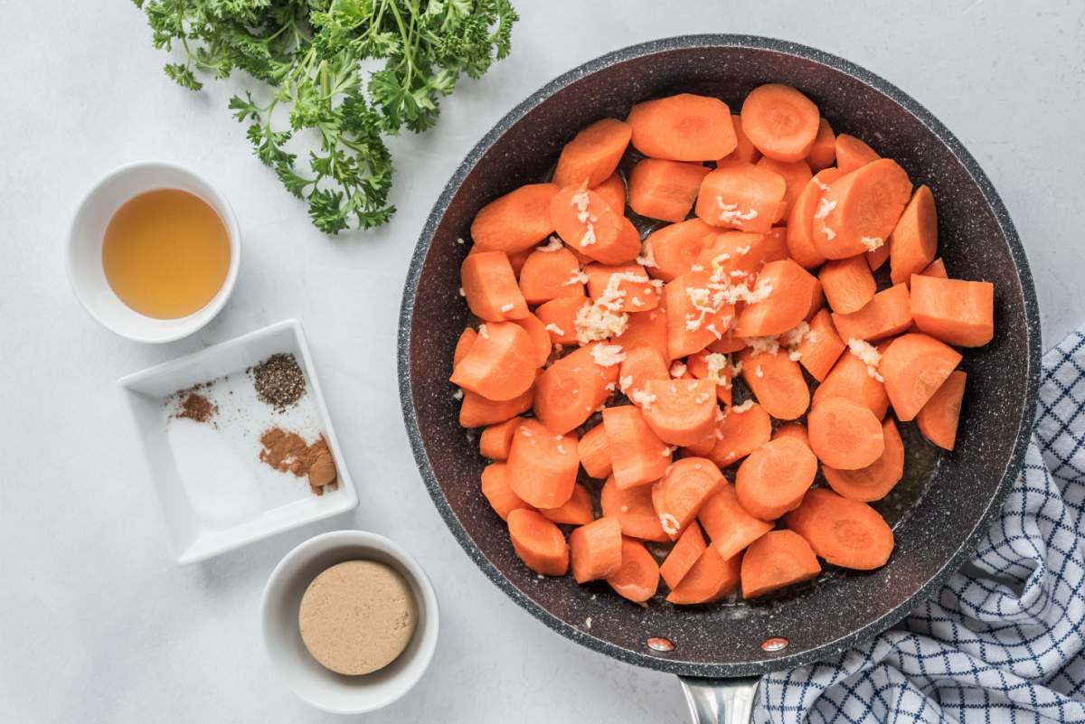 sliced ​​carrots in a pan