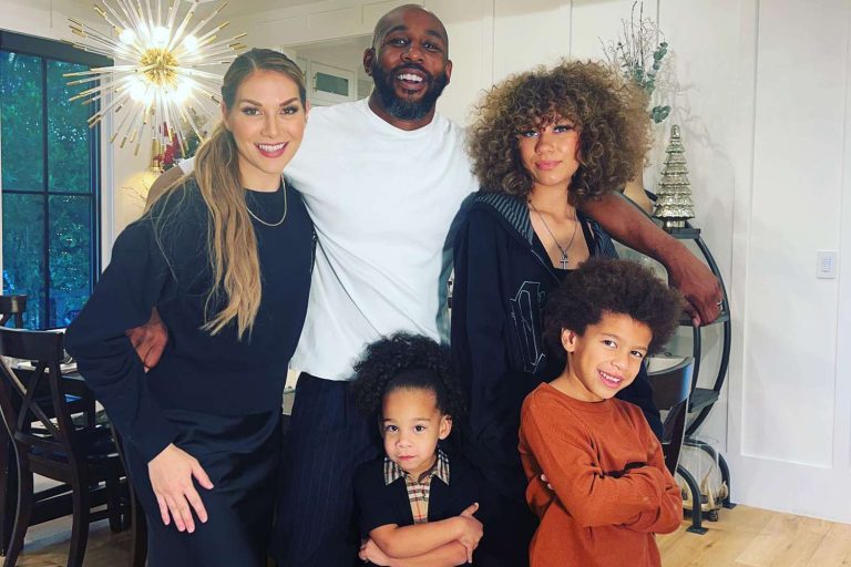 stephen-twitch-boss-allison-holker-family-121422-1903527ee68b4c279d08c35dc298a1e3