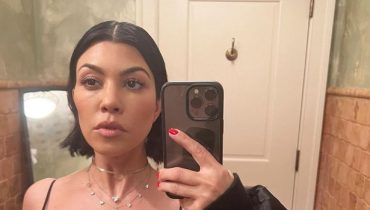 Kourtney Kardashian convinces fans she is pregnant with cryptic clue