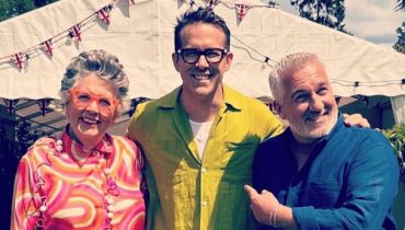 Ryan Reynolds sends Bake Off fans into meltdown as he poses for photo with Prue and Paul