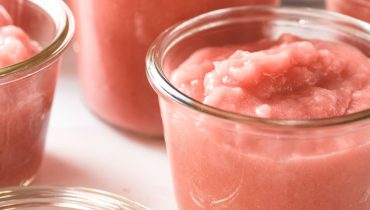 Rhubarb Applesauce • easy recipe!