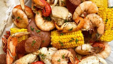 United States Recipes: Which state is renowned for its seafood boil?