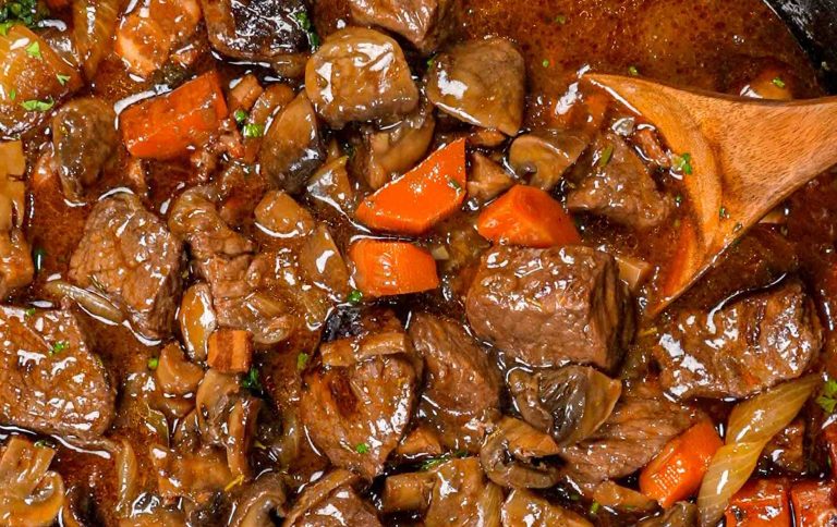 beef-bourguignon-1-25.jpg