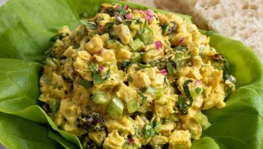 Delicious Curried Chicken Salad Recipe with Creamy Curry Dressing