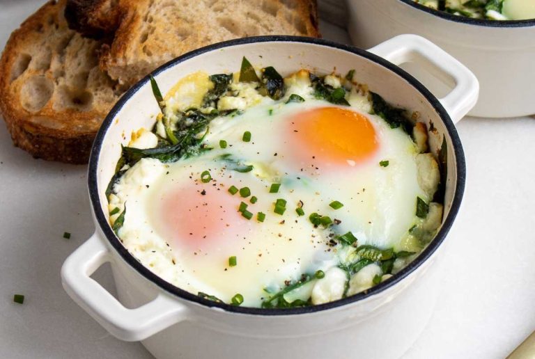 spinach-baked-eggs-1.jpg