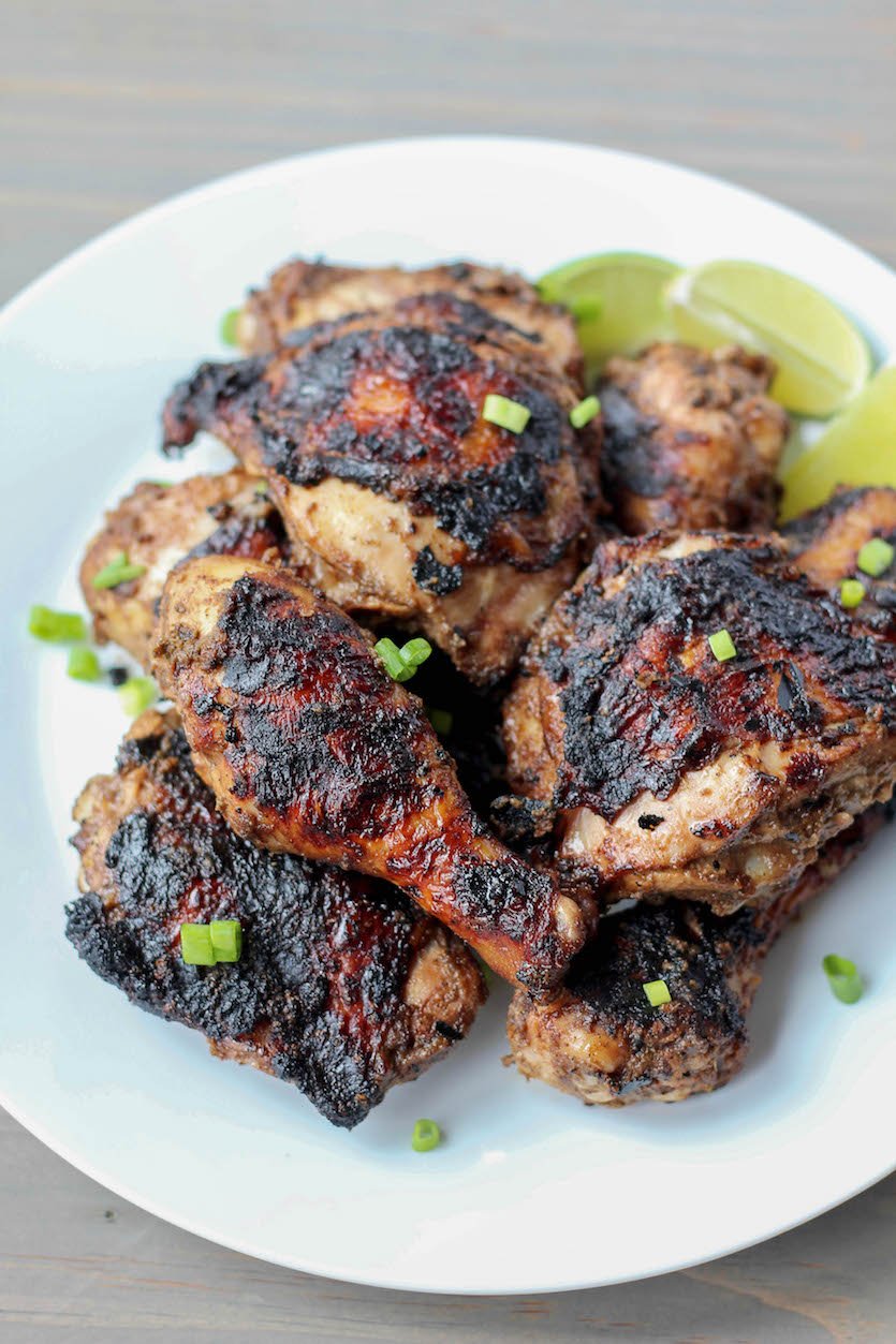 Poulet jerk jamaïcain grillé