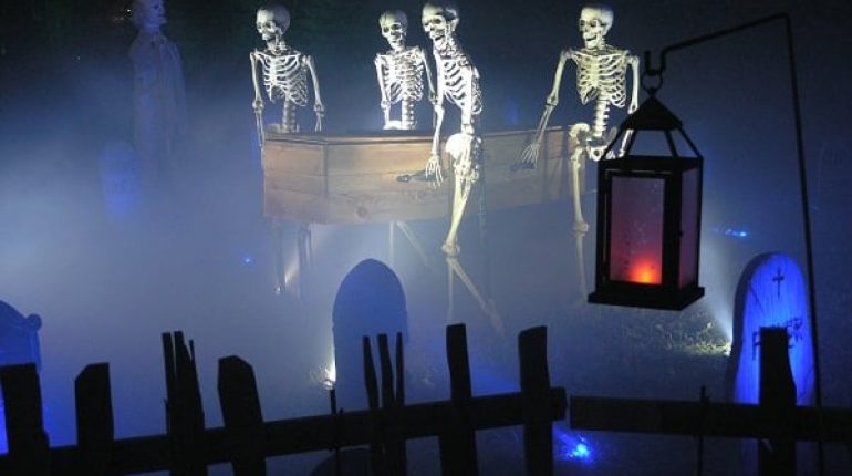 coffin decorations DIY eerie. fog graveyard Halloween Halloween ghosts lighting mausoleum skeletons zombie 