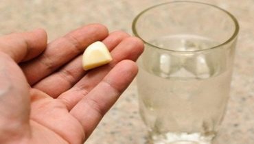 Garlic clove, soak it in water – here’s what happens if you try to do that