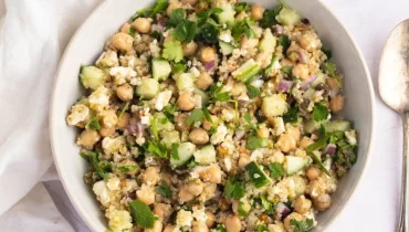 Jennifer Aniston’s salad (famous recipe)
