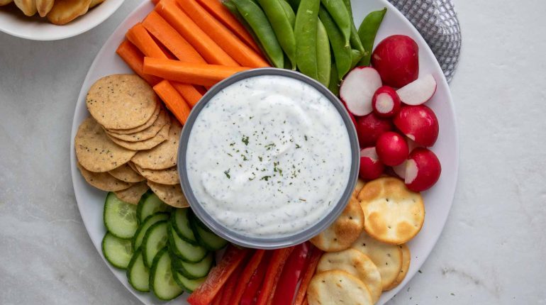 Crackers dairy-free dressing Gluten-Free Greek yogurt healthy snack high protein homemade dip low calorie nutritious alternatives ranch dip Recipe storage Vegetables 