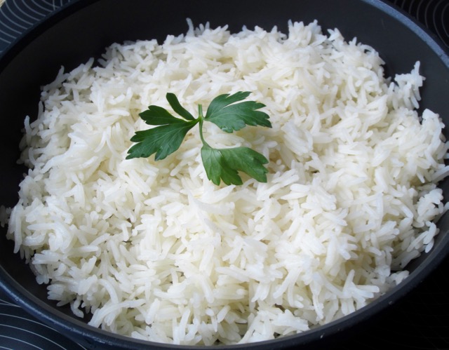 Comment faire bouillir du riz Basmati - myfavouritepastime.com