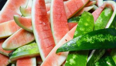 Stop wasting watermelon rinds: discover their clever uses!