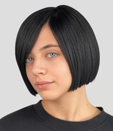 17 Bob Blunt Cut haircuts, with side partings for an elegant look