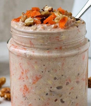 Carrot Cake Overnight Oats