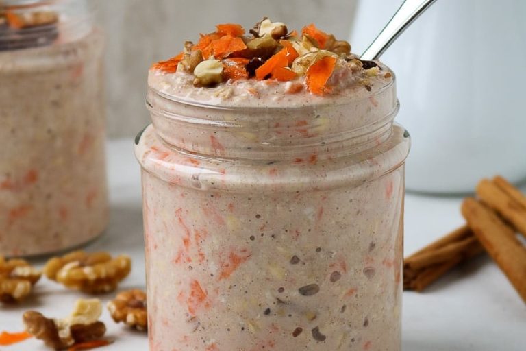 carrot-cake-overnight-oats-2.jpg