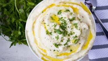 Garlic Mashed Cauliflower Recipe