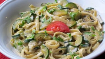 Fettuccine with Creamy Zucchini Sauce