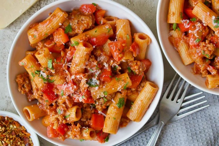 sausage-and-peppers-pasta.jpg