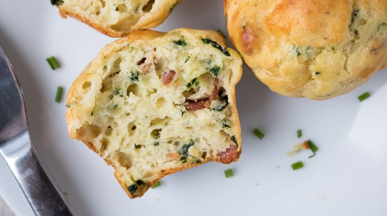 Bacon Cheddar Cheese healthy breakfast ingredients nutrition Recipe reheating Savory muffins serving suggestions Spinach storage 