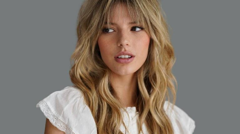 beauty blonde layered medium hair blondes brunettes center-parted wispy with long hair chic hair trend edgy look face-framing bangs full see-through fringes hair styling hair trends Haircuts hairstyle inspiration hairstylist advice Long hair long subtle layers medium shag see-through fringe shaggy layers soft wispy see-through bangs straight hair textured shag thin layers women's fashion. 