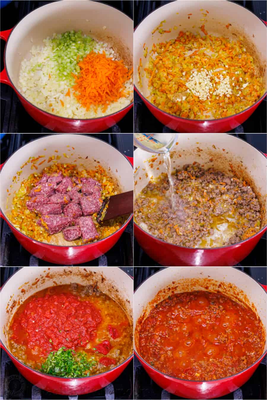 Collage photo montrant le processus de préparation de la sauce bolognaise maison.