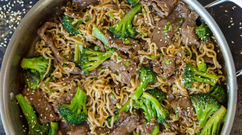 30-minute Beef Beef and Broccoli Ramen Stir Fry Broccoli Dinner ginger Homemade ingredients Lunch make-ahead Ramen noodles Recipe sesame oil Stir Fry substitutions 