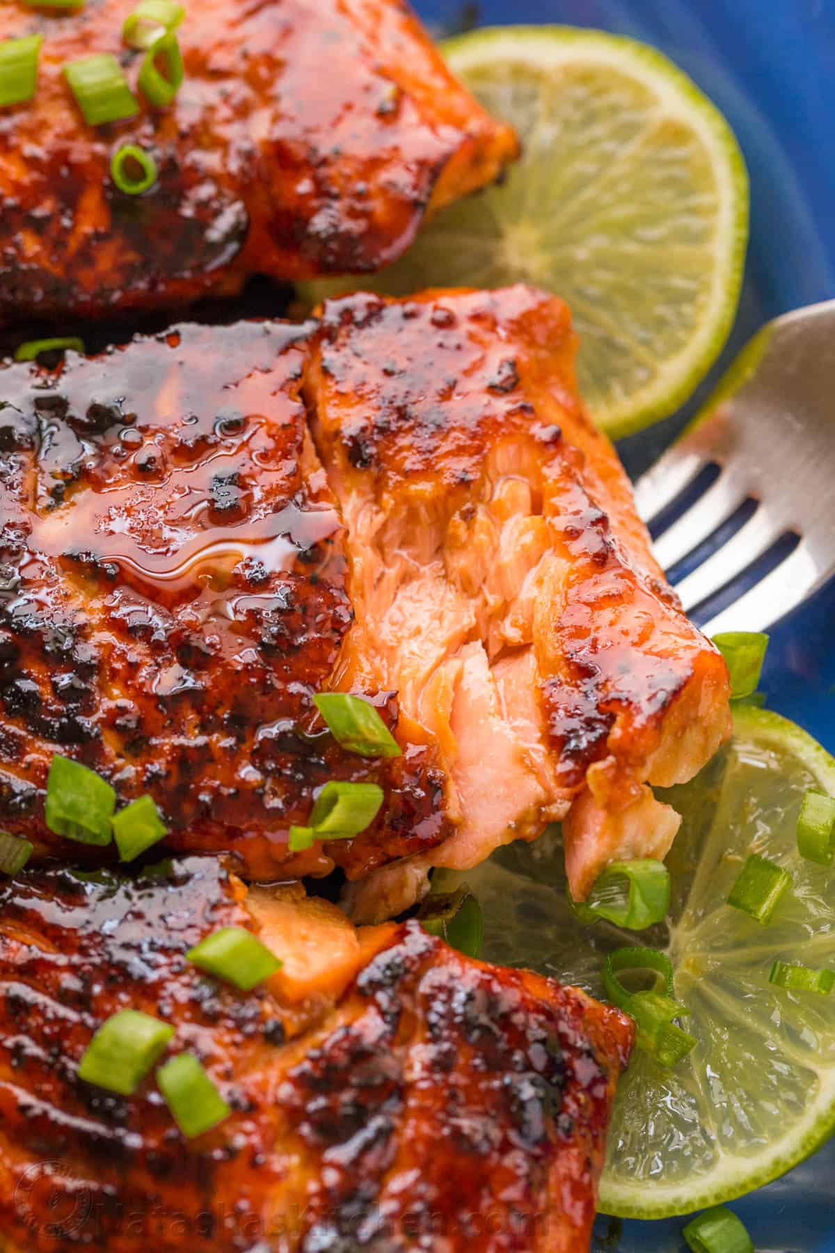 our best salmon recipe with honey and soy sauce glaze, and lime juice