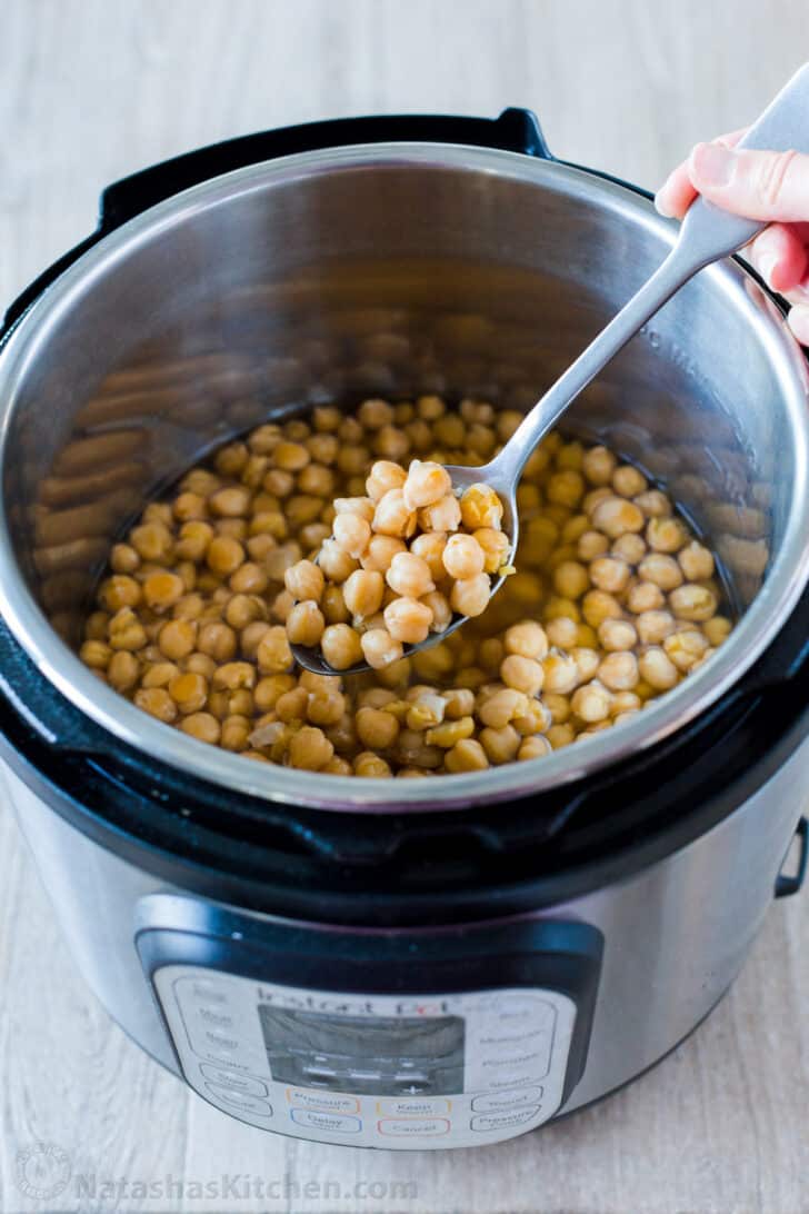 Tender chickpeas cooked in the Instant Pot