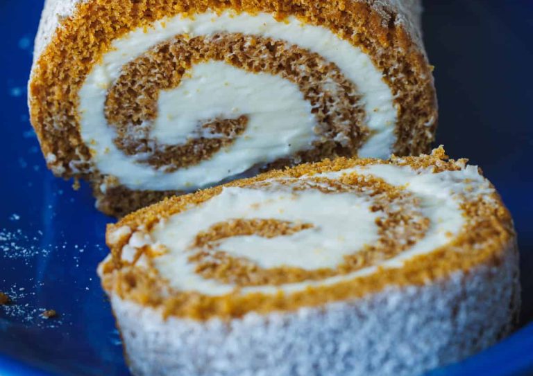 Pumpkin-Roll-6.jpg
