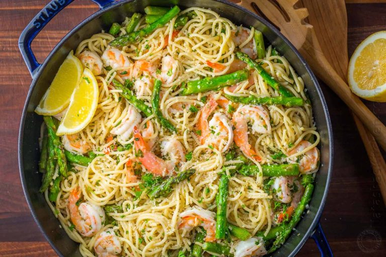 Shrimp-Scampi-Pasta-with-Asparagus-4.jpg