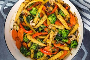 EASY Vegetable Stir Fry Recipe
