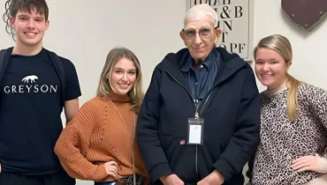 Students Raise $270,000 to Give 80-Year-Old School Janitor a Well-Deserved Retirement