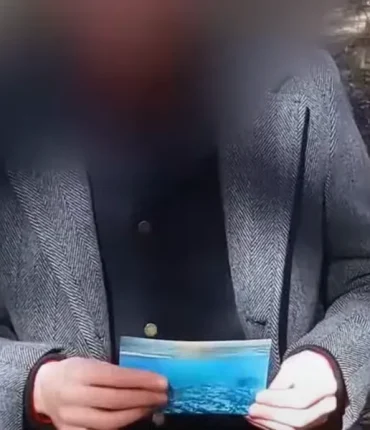 Self-Proclaimed Time Traveler from the Year 5000 Claims to Have Photographic Evidence of Apocalyptic Future